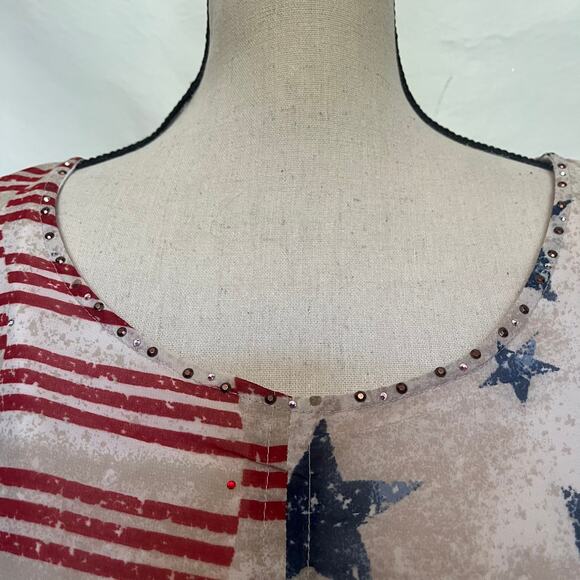 SUE WHO? Americana Womens Top Sz L Festival Stars Stripes Rhinestone Patchwork - Picture 3 of 13